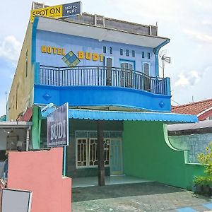 Spot On 2871 Hotel Budi